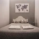 Gæstehus Casa De Isaias 2*