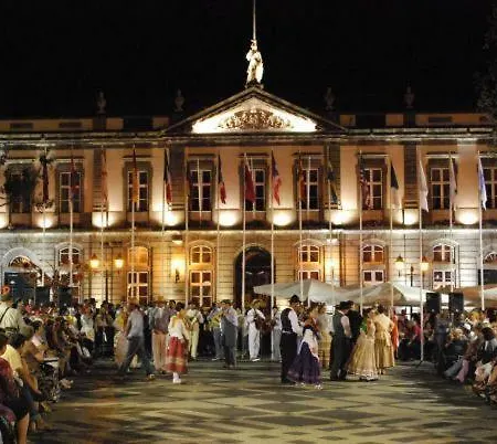 Casa De Isaias