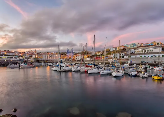 Casa De Isaias 2* アングラ・ド・エロイーズモ